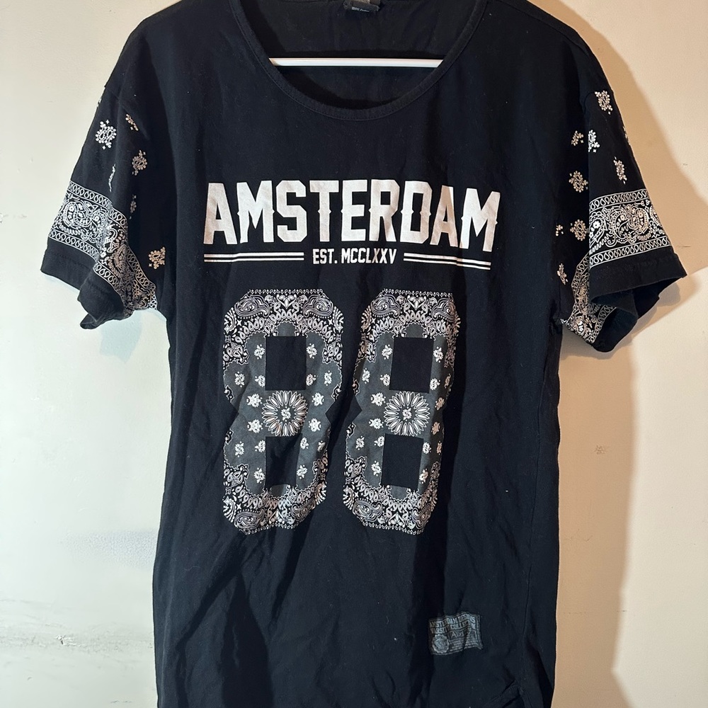 AMSTERDAM DESIGNS VARSITY COLLECTION T-SHIRT BARCELONA WOMEN’S XXL